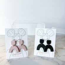 Load image into Gallery viewer, WS Textured Arch Earrings